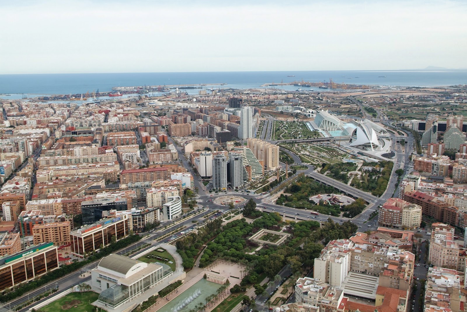 museo delle arti e della scienza valencia calatrava